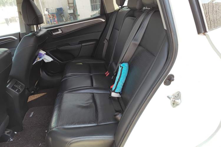 Used Honda Jade 2014 1.8L CVT Luxury Edition 5 seats