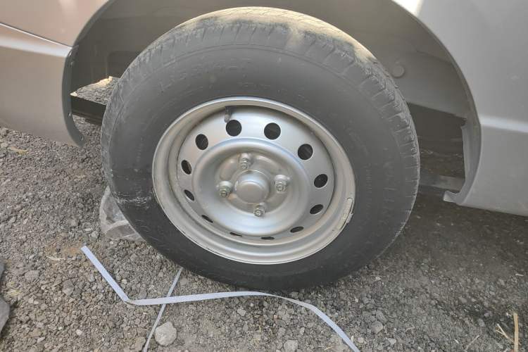 Used Wuling Rongguang S 2023 1.5L Basic Enclosed-Window Vehicle 2 Seats