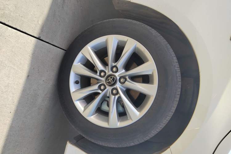 Used Toyota Corolla 2023 1.8L Smart Electric Hybrid Dual-Motor Elite Edition