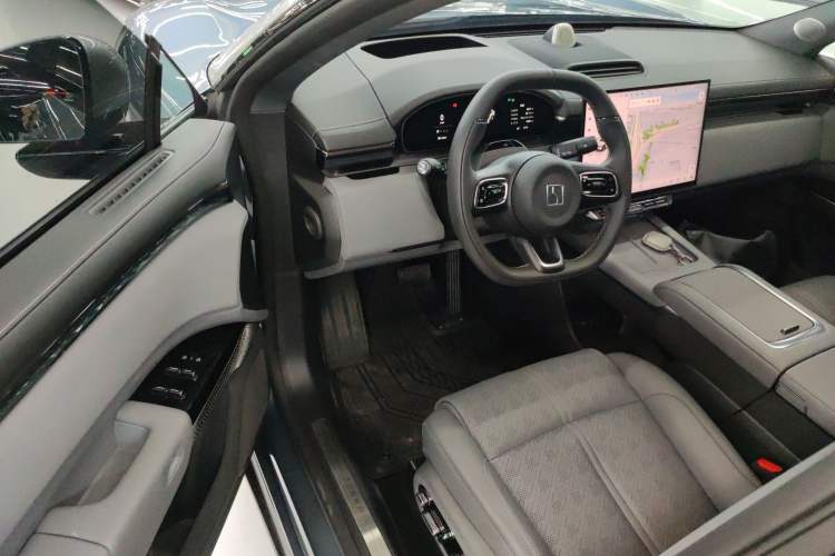 Used Zeekr 7X 2025 100 kWh Long-Range Rear-Wheel Drive with Intelligent Driving Features Driver Seat