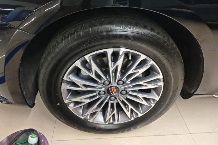 Used Hongqi H5 2024 1.5T DCT Smart Connect Flagship Edition Left Front Wheel Hub