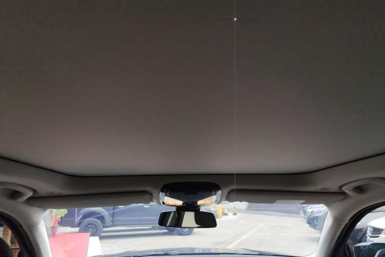 Used BMW 3 Series 2025 330Li M Sport Shadowline Package Headliner