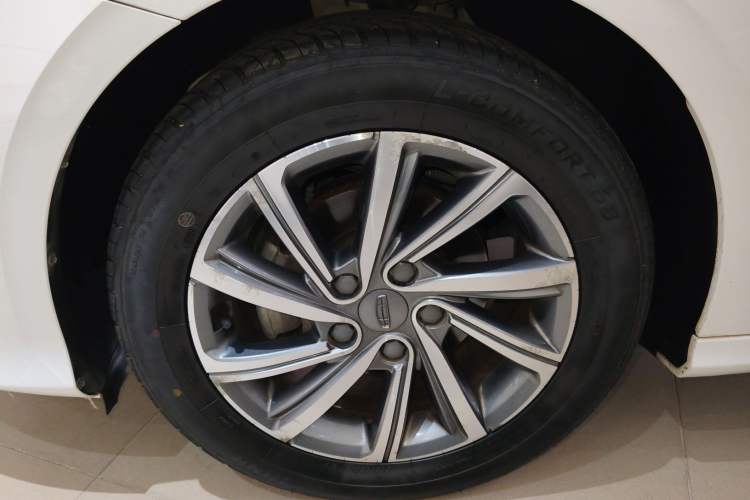 Used Geely Auto Binray 2019 200T DCT Binchi Edition Left Front Wheel Hub