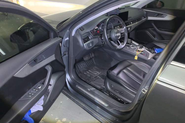 Used Audi A4L 2018 30th Anniversary Edition 40 TFSI Trendy Model Driver Seat