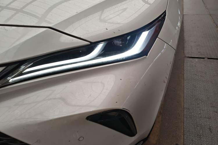 Used Toyota Venza 2022 2.0L CVT Two-Wheel Drive Prestige Edition
