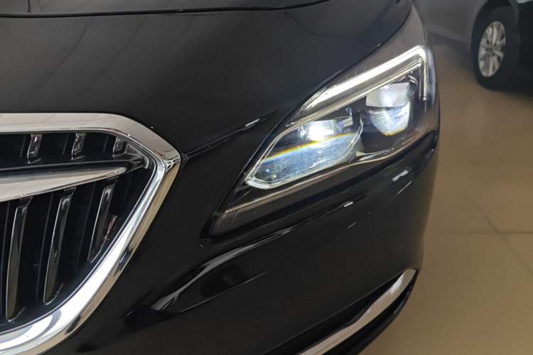 Used Buick LaCrosse 2018 20T Elite Edition Left Front Headlight