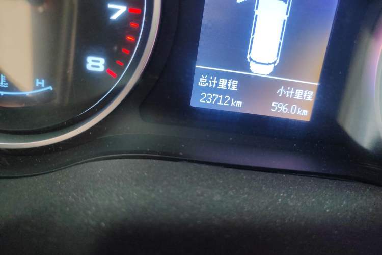 Used JAC Refine M4 2021 2.0L Manual Commercial Edition Odometer Close Up