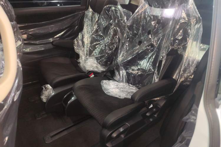 Used Honda Elysion 2026 Model 2.0L e:HEV Classic Edition