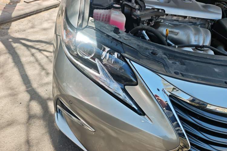 Used Lexus ES 2017 300h Mark Levinson Comfort Edition
