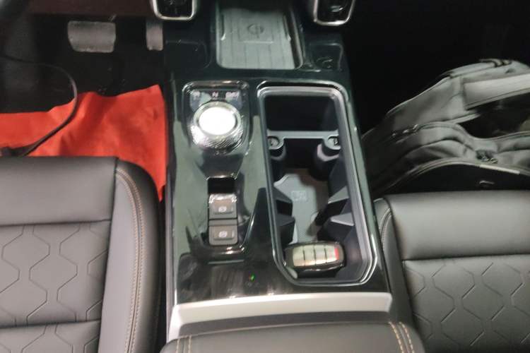 Used Haval DARGO 2022 2.0T DCT 4x4 Chinese Rural Dog Hunting Edition
