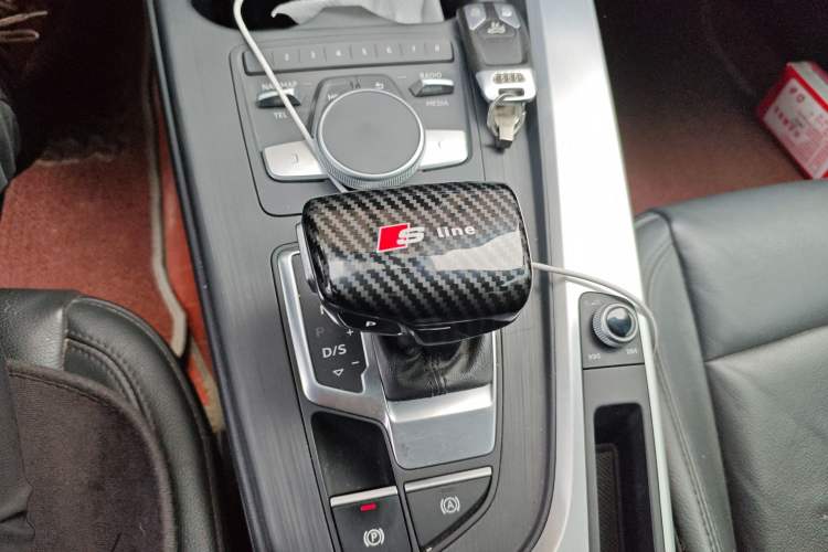 Used Audi A4L 2019 40 TFSI Fashion Edition China VI Emission Standard