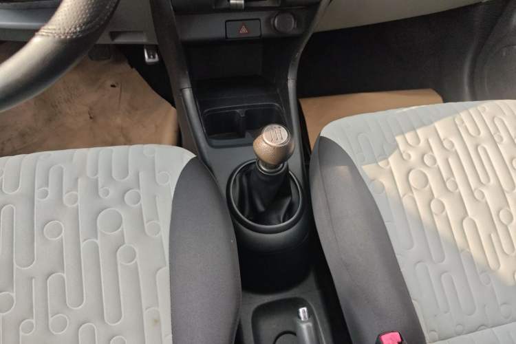 Used Suzuki Alto 2013 Revised Version 1.0L Manual Comfort Edition
