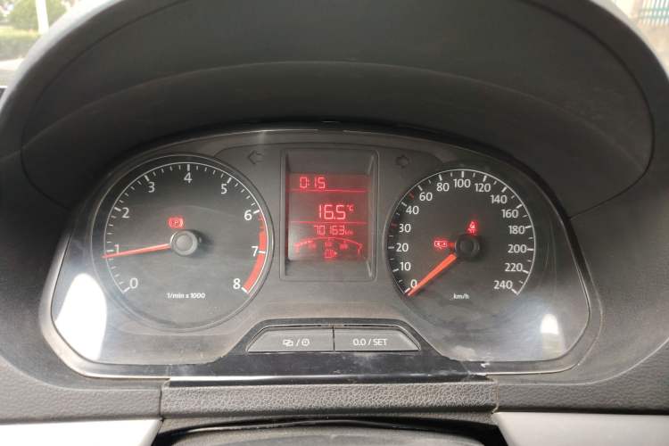 Used Volkswagen Jetta 2013 1.6L Manual Comfort Model
