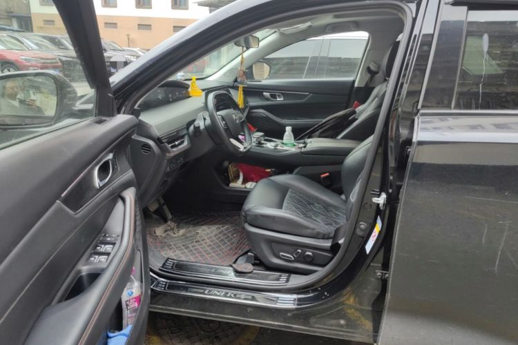 Used CHANGAN UNI-K 2021 2.0T All-Wheel Drive Prestige Version Driver Seat