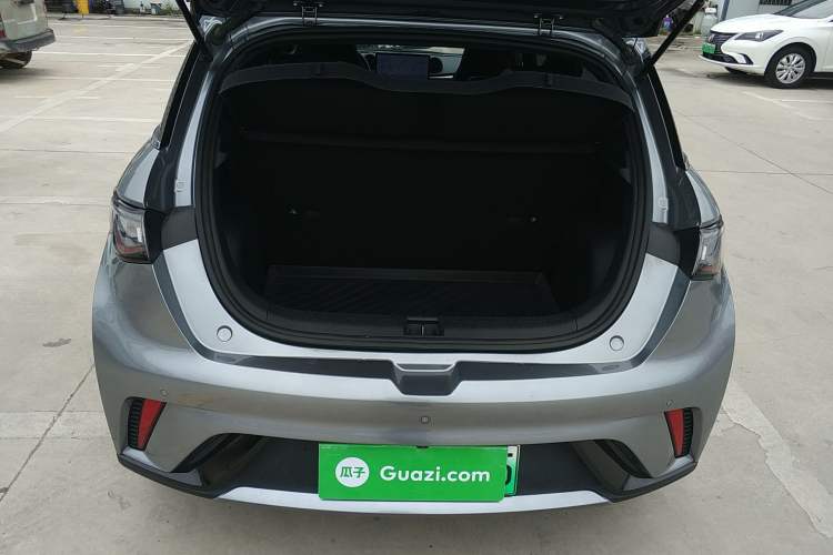 Used BYD Dolphin 2023 420 km Free Version
