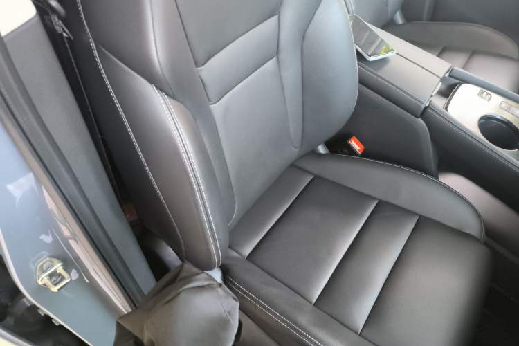 Used Nissan X-Trail 2021 VC-Turbo 300 CVT 2WD Luxury Edition 7-Seater Right Front Seat