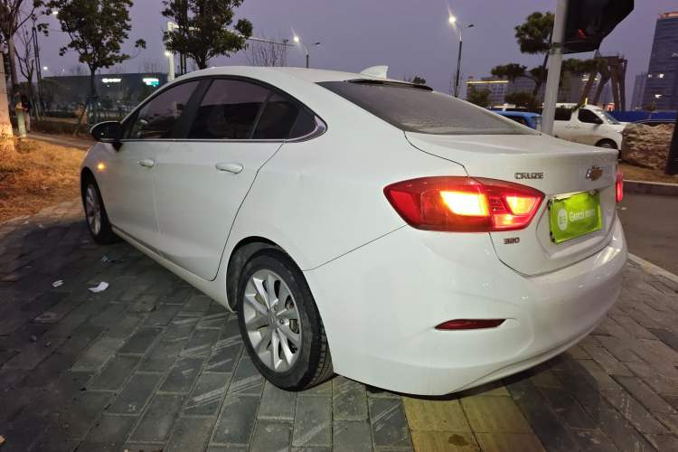 Used Chevrolet Cruze 2018 320 Automatic Xuanfeng Urban Edition