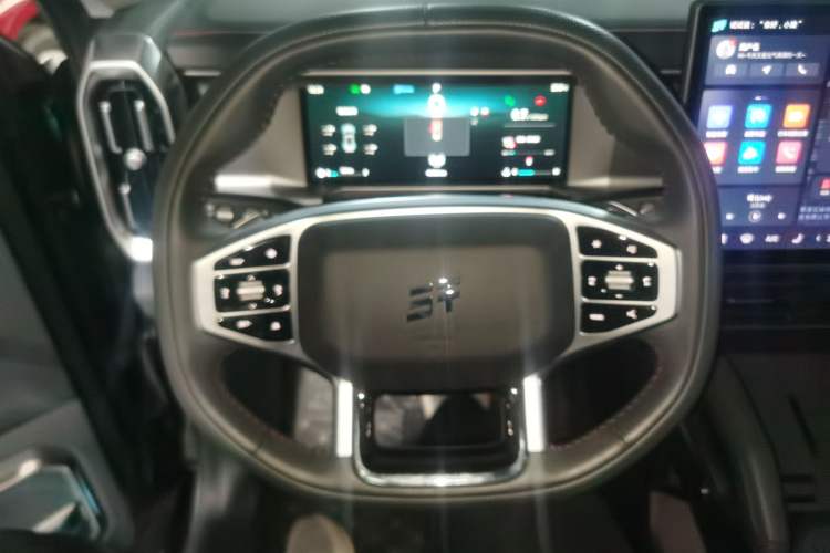 Used JETOUR Traveler 2023 2.0T All-Wheel-Drive CrossPRO
