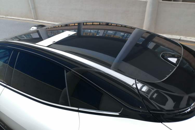 Used Avatr 06 2025 Max Extended-Range Edition Roof