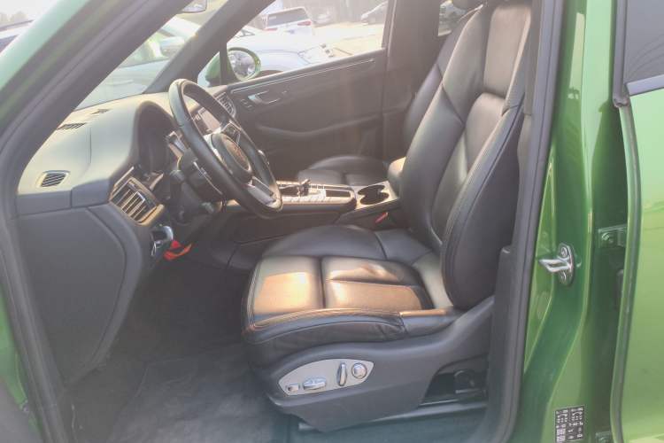 Used Porsche Macan 2020 Macan 2.0T
