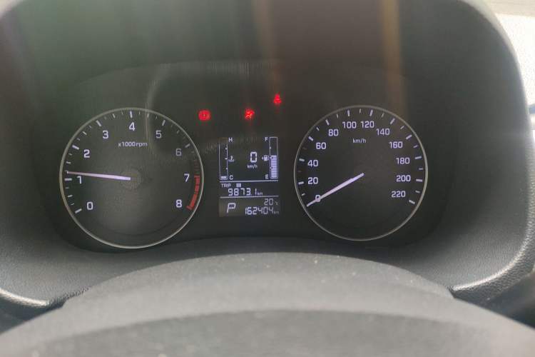 Used Hyundai ix25 2015 1.6L Automatic Two-Wheel Drive Smart GLS Trim Instrument Cluster