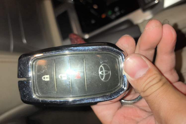 Used Toyota Land Cruiser 
