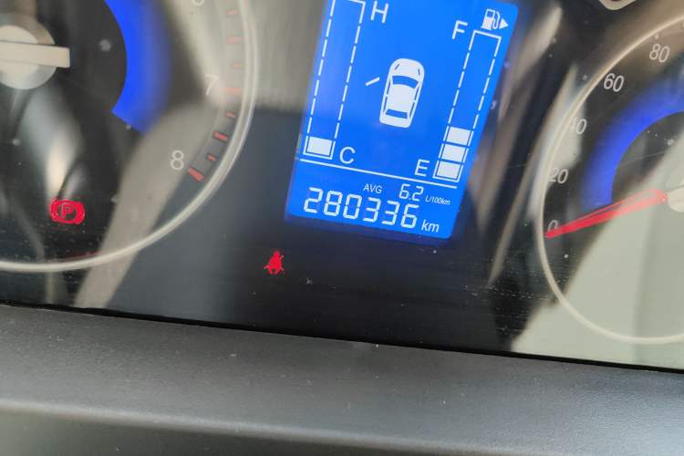 Used FORTHING Joyear X3 2016 1.5L Comfort Model Odometer Close Up