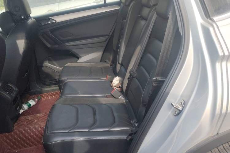 Used Volkswagen Tiguan L 2018 380TSI Automatic All-Wheel Drive Luxury Edition
