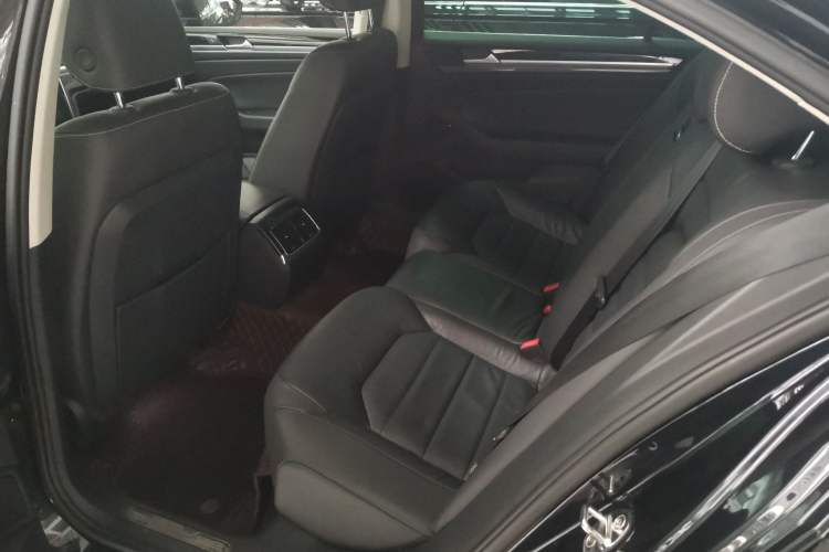 Used Volkswagen Phideon 2018 Revised Version 380TSI Two-Wheel Drive Business Edition