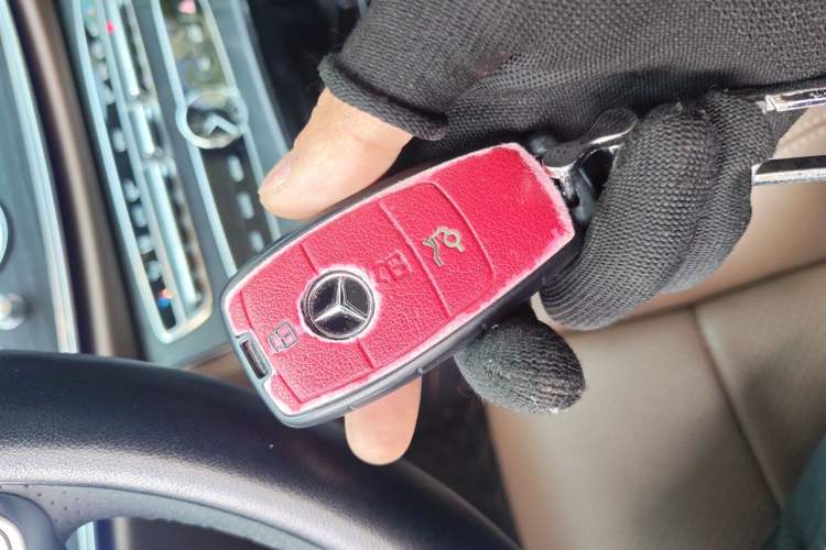 Used Mercedes-Benz E-Class 2019 Restyled E 300 L Sporty and Stylish Edition
