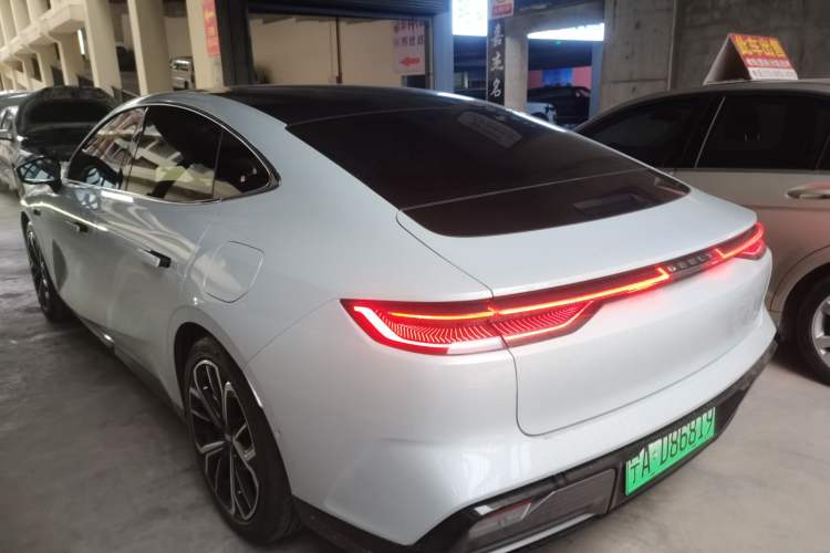 Used Geely Galaxy E8 2025 575 km Exploration Intelligent Driving Edition