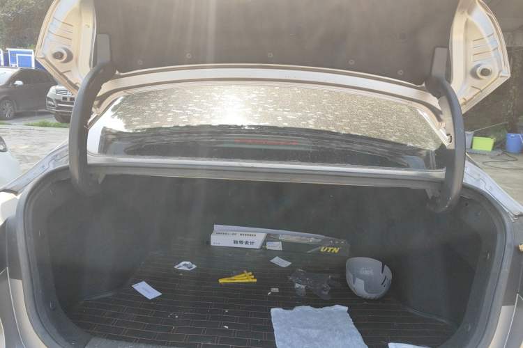 Used CHANGAN Eado 2020 PLUS Blue Whale NE 1.4T GDI DCT Prestige Model Trunk