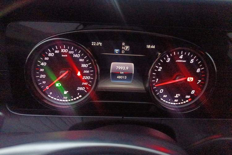 Used Mercedes-Benz E-Class 2017 E 200 4MATIC Coupe
