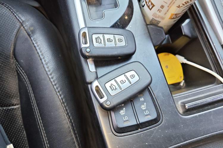 Used Hyundai Sonata 2011 2.0L Automatic Luxury Edition
