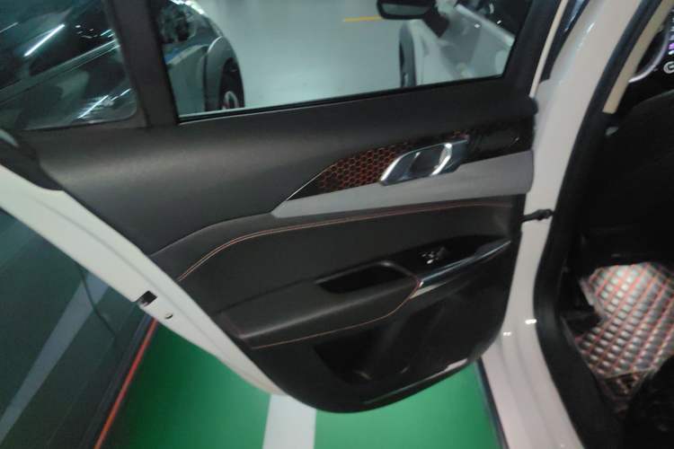 Used Lynk & Co 02 2018 1.5T DCT Two-Wheel Drive Pro Version China V Emission Standard