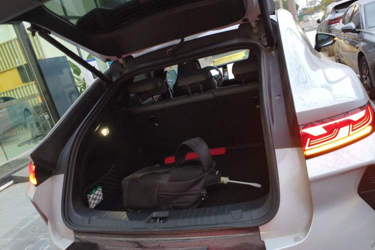 Used BYD Song L EV 2025 Intelligent Driving Version 662 km LiDAR Excellence Edition