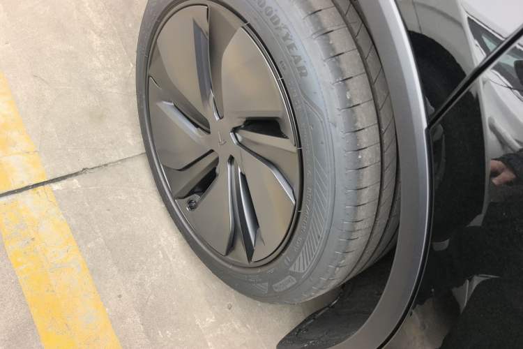 Used Tesla Model Y 2026 Rear-Drive Model
