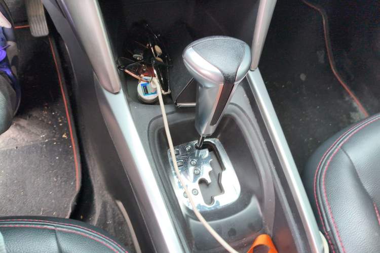 Used Citroen C3-XR 2015 1.6L Automatic Smart Version Gear Lever