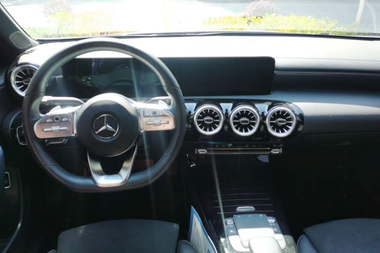 Used Mercedes-Benz A-Class 2021 A 200 L Sport Sedan Fashion Model Center Console