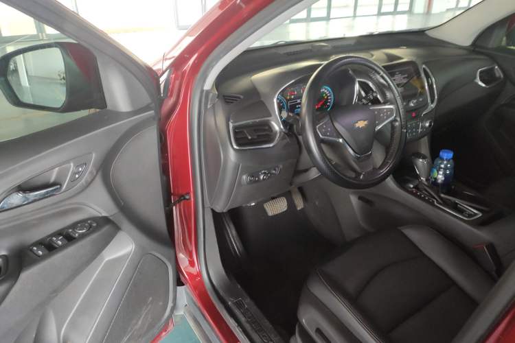 Used Chevrolet Equinox 2017 535T Automatic YuJie Edition