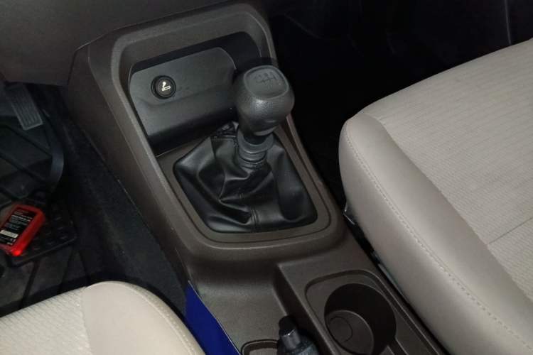 Used Wuling Hongguang V 2022 1.5L Jingqu Edition Electric-Assist LAR
