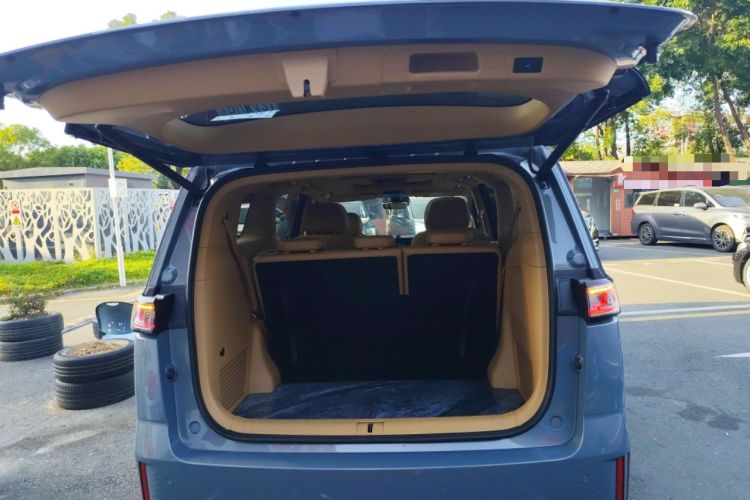 Used VOYAH Dream 2022 0-Emission Edition Dream+ Smart Range Package – 605 km