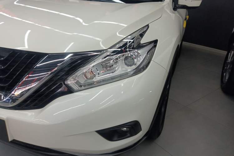 Used Nissan Murano 2021 2.5L XE Two-Wheel Drive Elite Edition
