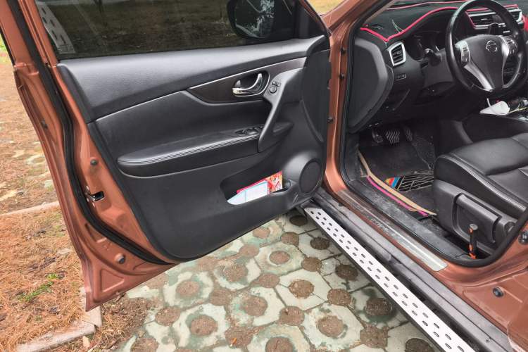 Used Nissan X-Trail 2014 2.0L CVT Smart Edition 2WD
