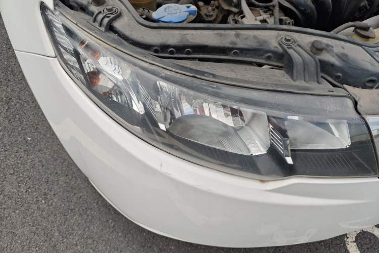 Used Kia Forte 2012 1.6L AT GL Commemorative Edition Right Front Headlight