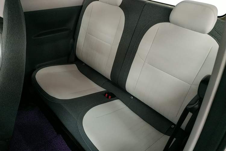 Used Geely Galaxy Panda 2025 210 km – Yuanqi Bear Left Rear Seat