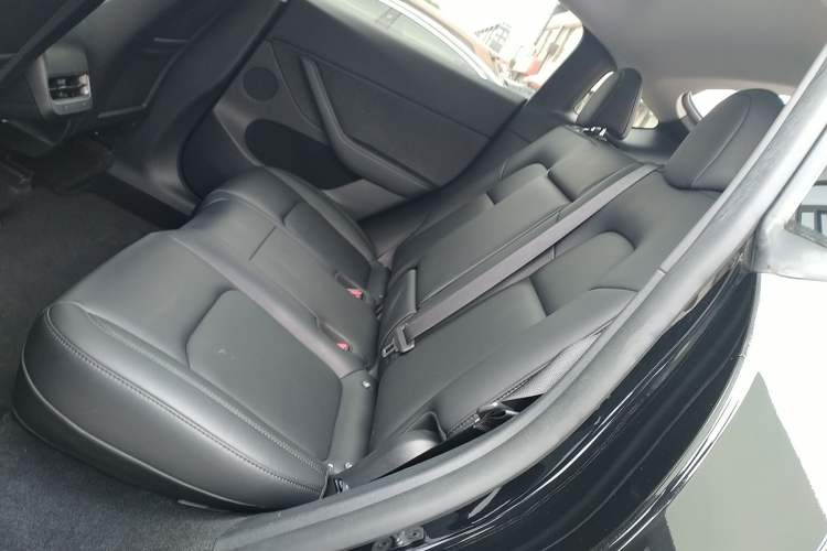 Used Tesla Model Y 2023 Rear-Wheel-Drive Version