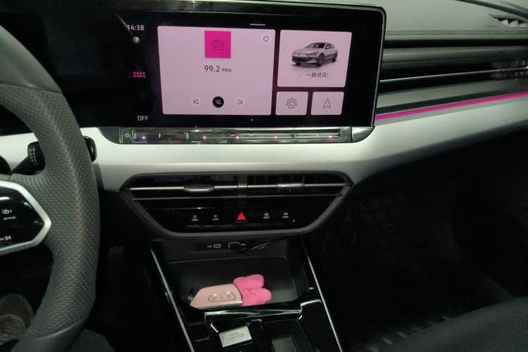 Used Volkswagen Lamando 2024 Lavida L 280TSI DSG Cool & Spicy Edition
