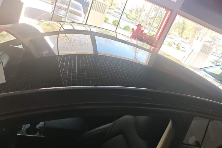 Used Tesla Model Y 2021 Long-Range All-Wheel-Drive Version