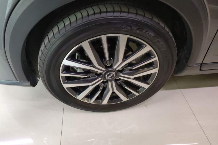 Used Nissan Kicks 2023 Jingqing Edition 1.5L Unleash Pure "Jing" – The Luxurious Version
